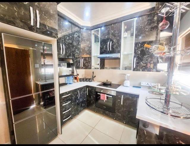 3 BEDROOM FREESTANDING FOR SALE IN STILFONTEIN EXT 1